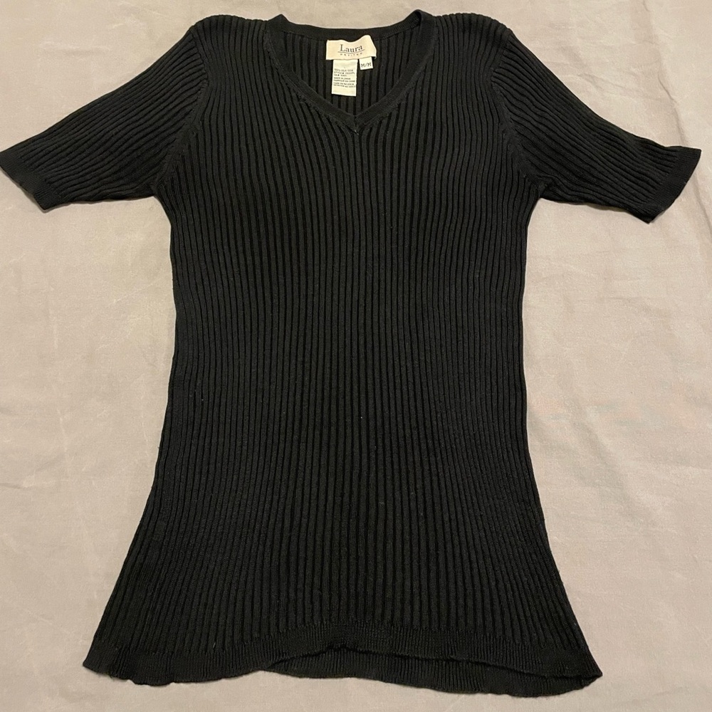 Laura Petites 100% silk black ribbed top, size M